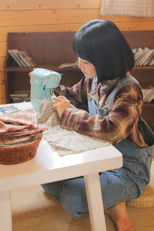 掀起裙子男人从后面挺入